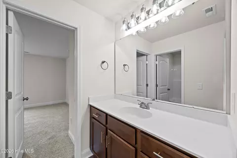 Bath - 423 Fore Pl, Jacksonville, NC 28540 photo 2 of 3