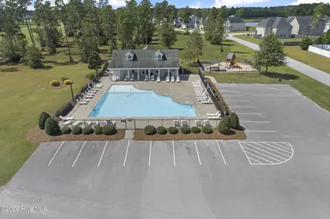 Exterior - 423 Fore Pl, Jacksonville, NC 28540 photo 8 of 18