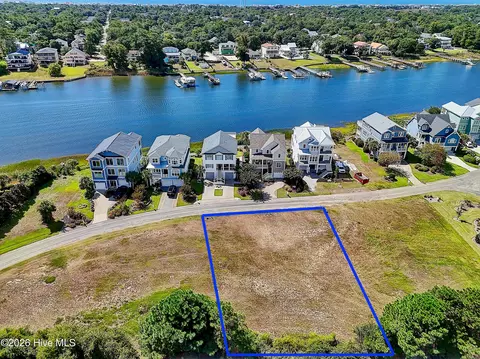 2770 Long Bay Dr SE, Southport, NC 28461