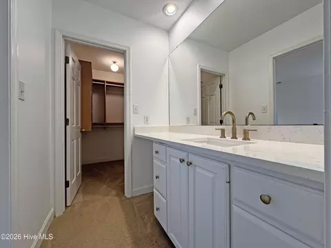 Bath - 114 Wimbledon Dr, Pinehurst, NC 28374 photo 2 of 3