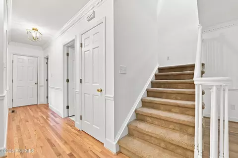Entry Way - 114 Wimbledon Dr, Pinehurst, NC 28374 photo 4 of 5