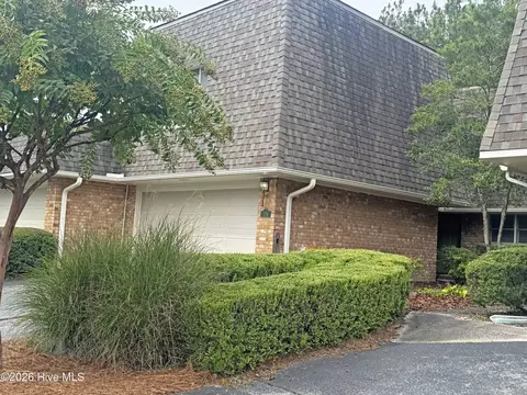 Exterior - 114 Wimbledon Dr, Pinehurst, NC 28374 photo 1 of 5