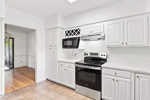 Kitchen - 114 Wimbledon Dr, Pinehurst, NC 28374 photo 2 of 3