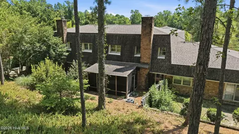 Exterior - 114 Wimbledon Dr, Pinehurst, NC 28374 photo 4 of 9