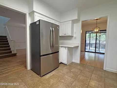 Kitchen - 114 Wimbledon Dr, Pinehurst, NC 28374 photo 4 of 4