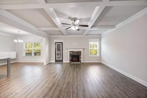 Living - 671 Tree Top Trl, Evans, GA 30809 photo 2 of 4