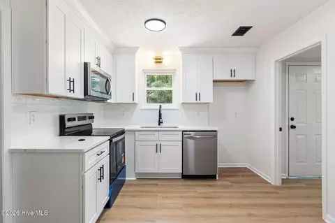 Kitchen - 109 Maple Creek Dr, Martinez, GA 30907 photo 1 of 2