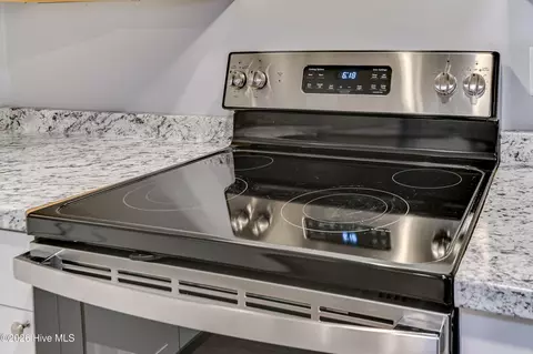 Kitchen - 2301 Hardwick Rd, Augusta, GA 30906 photo 3 of 4