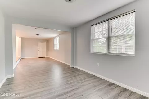 Living - 2301 Hardwick Rd, Augusta, GA 30906 photo 8 of 10