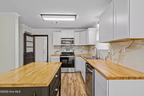 Kitchen - 3522 Redd Dr, Augusta, GA 30906 photo 1 of 3