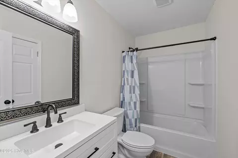 Bath - 3522 Redd Dr, Augusta, GA 30906 photo 2 of 2