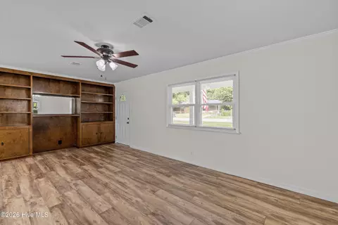 Living - 3522 Redd Dr, Augusta, GA 30906 photo 2 of 3