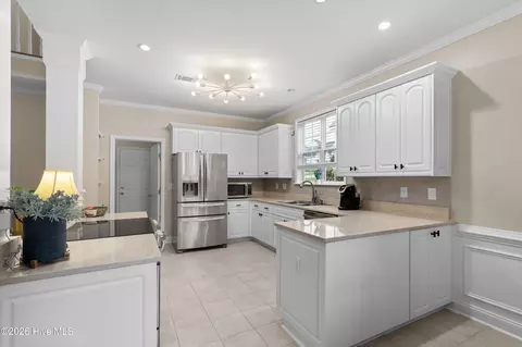 Kitchen - 1111 Highmoor Ln, Evans, GA 30809 photo 3 of 8