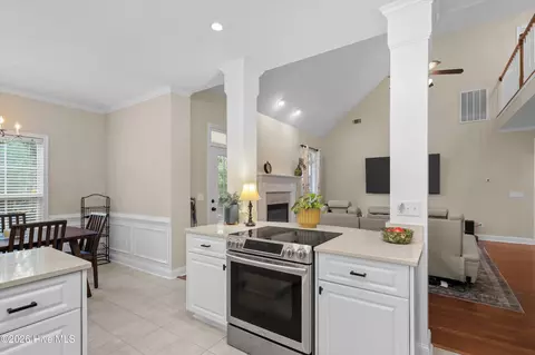 Kitchen - 1111 Highmoor Ln, Evans, GA 30809 photo 4 of 8