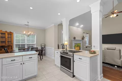 Kitchen - 1111 Highmoor Ln, Evans, GA 30809 photo 7 of 8