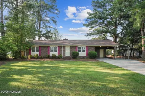 5419 Wayne Memorial Dr NE, Pikeville, NC 27863