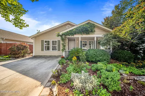 2350 Adams St, Wilmington, NC 28401