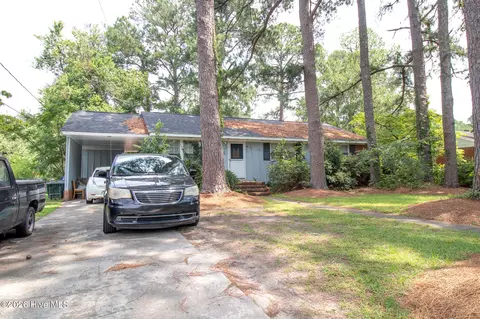 3104 Amherst Rd, Rocky Mount, NC 27804