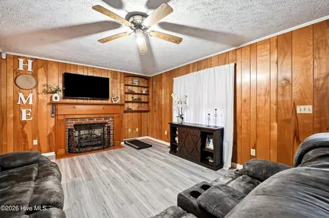 Living - 509 E 1st Ave, Chadbourn, NC 28431 photo 2 of 2