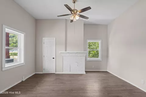 Living - 1510 Chestnut St, Augusta, GA 30901 photo 2 of 3