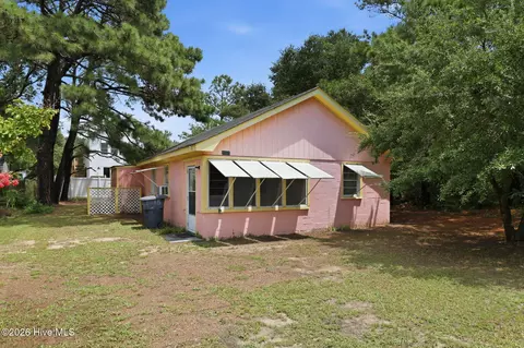Exterior - 2035 Smithfield St, Kill Devil Hills, NC 27948 photo 7 of 8