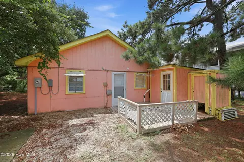 Exterior - 2035 Smithfield St, Kill Devil Hills, NC 27948 photo 3 of 8