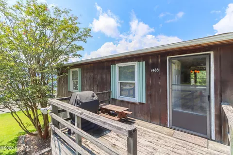 Exterior - 1488 Colington Rd, Kill Devil Hills, NC 27948 photo 2 of 3