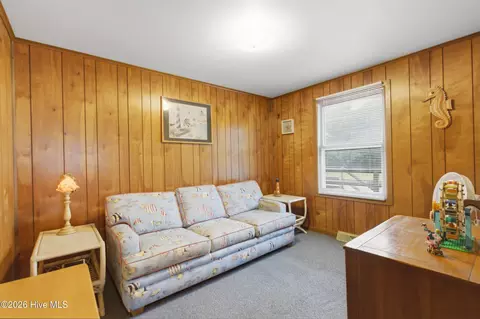 Bedroom - 1488 Colington Rd, Kill Devil Hills, NC 27948 photo 3 of 3