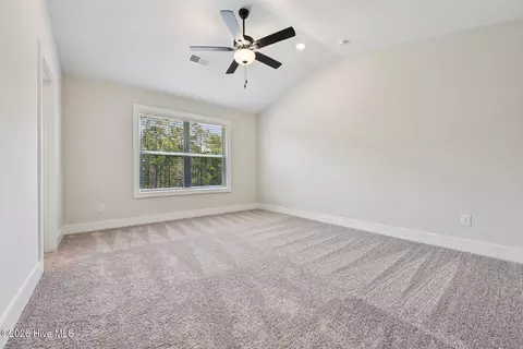 Bedroom - 101 Commons View Dr, Hampstead, NC 28443 photo 2 of 2
