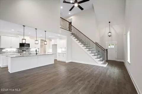 Entry Way - 7401 Hill Rd, Spring Hope, NC 27882 photo 2 of 7