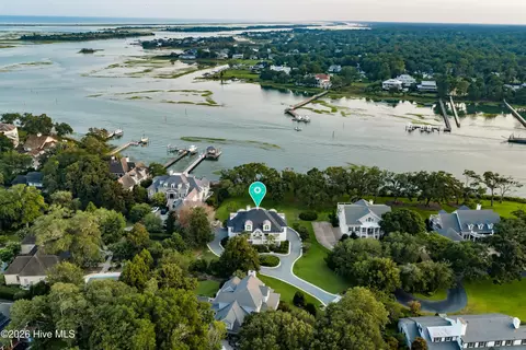 6612 Spring Garden Dr, Wilmington, NC 28403