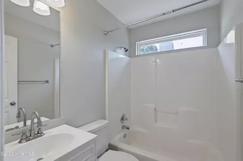 Bath - 3311 Cobblestone Ct, Augusta, GA 30906 photo 3 of 3