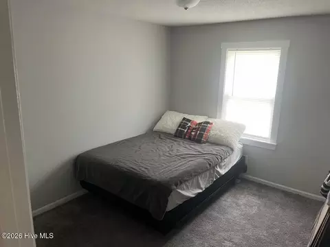 Bedroom - 122 Turtle Shell Rd, Richlands, NC 28574 photo 2 of 2
