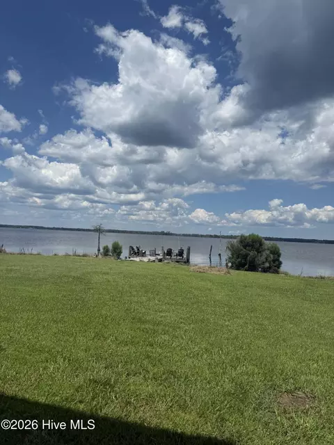 171 Royal Tern Way, Hertford, NC 27944