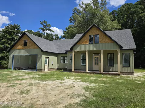 203 Gaston Dr, Elizabeth City, NC 27909