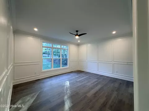 Living - 16 Overpeck Ln, Pinehurst, NC 28374 photo 4 of 4