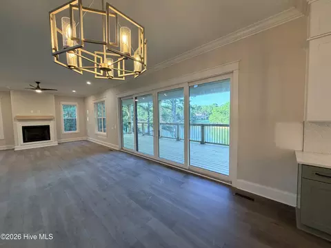 Living - 16 Overpeck Ln, Pinehurst, NC 28374 photo 2 of 4