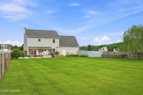 Exterior - 314 Trappers Rd, Hubert, NC 28539 photo 9 of 11