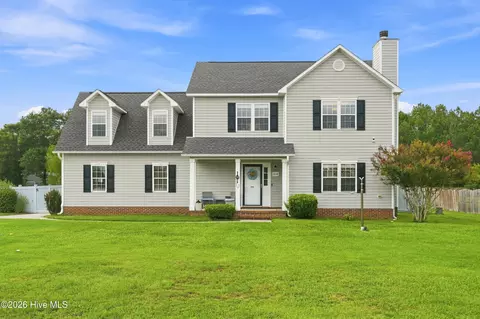 Exterior - 314 Trappers Rd, Hubert, NC 28539 photo 2 of 11