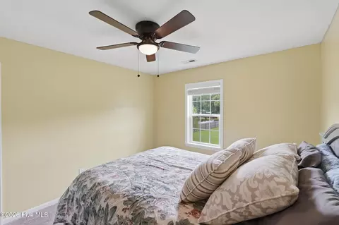 Bedroom - 314 Trappers Rd, Hubert, NC 28539 photo 7 of 11
