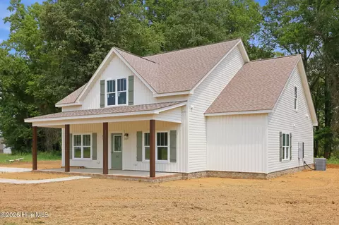 Exterior - 96 Sawmill Landing Rd, Bath, NC 27808 photo 4 of 6