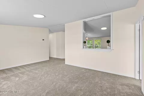 Living - 1014 Harrells Loop Rd, Jacksonville, NC 28540 photo 1 of 3