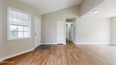 Entry Way - 144 Parnell Rd, Hubert, NC 28539 photo 2 of 4