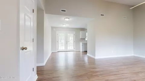 Entry Way - 144 Parnell Rd, Hubert, NC 28539 photo 1 of 4