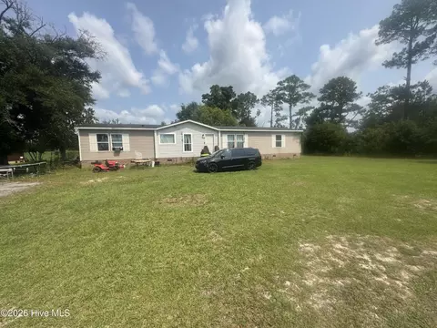 1753 Old Ocean Hwy, Bolivia, NC 28422