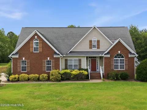 1228 Windsong Dr, Greenville, NC 27858