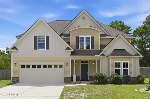 304 Plymouth Ln, Holly Ridge, NC 28445