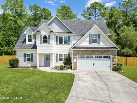 906 Gulf Chase Ct, Sneads Ferry, NC 28460