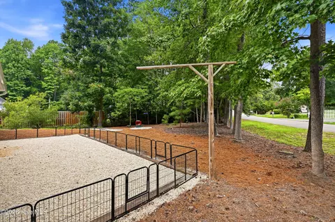 Exterior - 100 Hickory Cir, Hampstead, NC 28443 photo 3 of 4