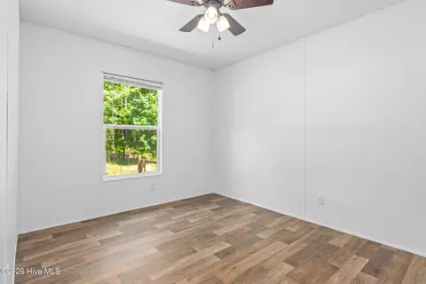 Bedroom - 1040 River Fork Rd, Waterloo, SC 29384 photo 3 of 3